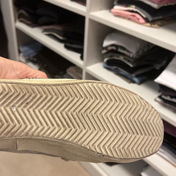 Awesome metallic Gold Golden Goose. Great shape. Loved them just too small. - Picture 4 of 7